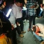 बाइक फिसलने से दो युवक घायल