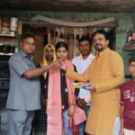 काकुत्स्थ नामदेव क्षत्रिय महासभा ने किया समाज की बेटी निहारिका सक्सेना को सम्मानित