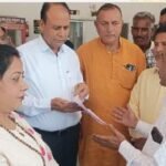 कालिद्री एक्सप्रेस की मिलतीं रहें सुविधा,व्यापार मंडल ने सौंपा ज्ञापन