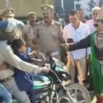 यातायात पुलिस की अनोखी पहल,यमराज!यातायात नियमों का सड़क पर सिखाया पालन