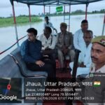 बाढ़ के बीच ग्रामीणों का सहारा बने एसडीएम, स्टीमर से पहुंचकर जाना हाल